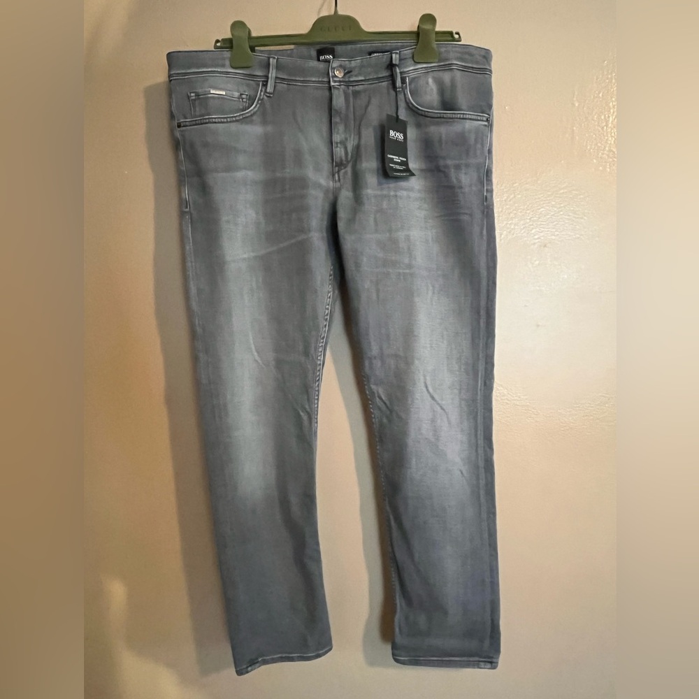Hugo Boss Men’s Charleston 4 Jeans size 38 x 32